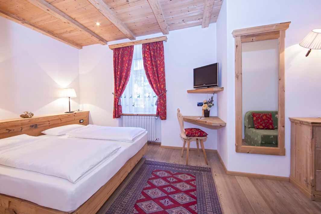 Hotel Corona Krone Selva di Val Gardena Dış mekan fotoğraf